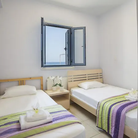 At Last You Can Rent The Perfect Luxury With Sea Views, 1516 *